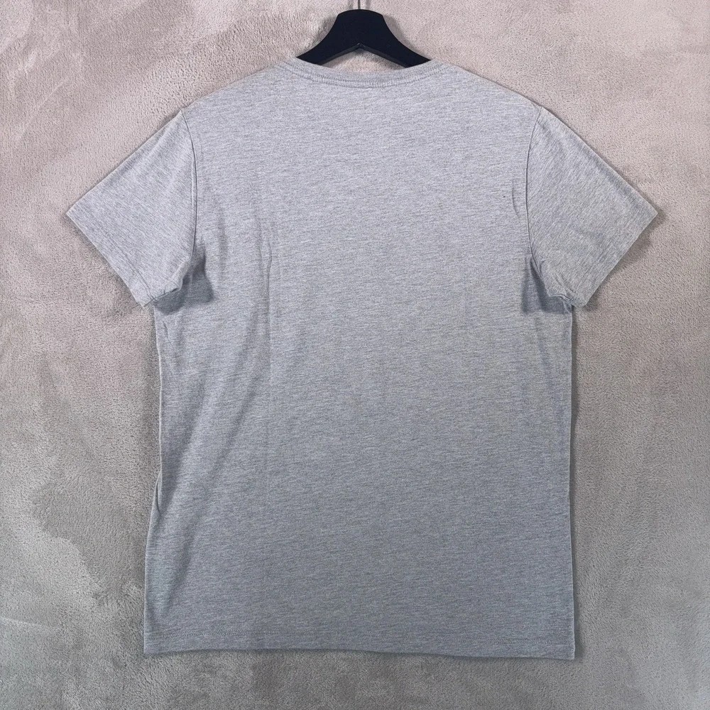 True Religion V Neck Shirt Mens Size Medium Gray Buddha Logo Retro Classic